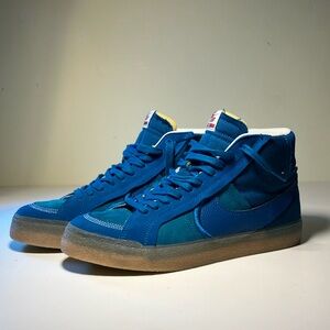 Nike blazer mid